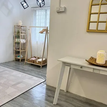 Roemah Lily Studio Tanah Rata Exterior photo
